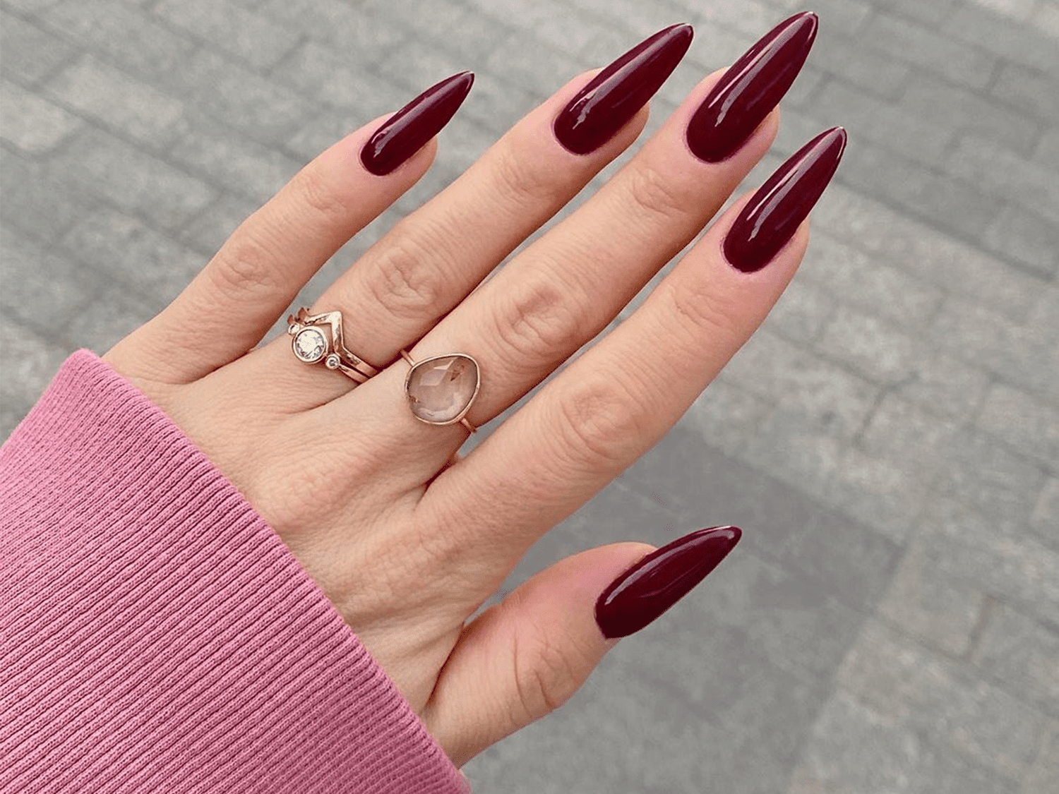 The Ultimate Guide to Rocking Red Nails - 9