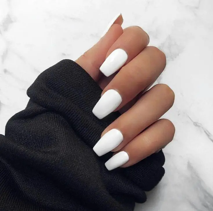 White Nails: A Timeless and Chic Look for Every Occasion - 1