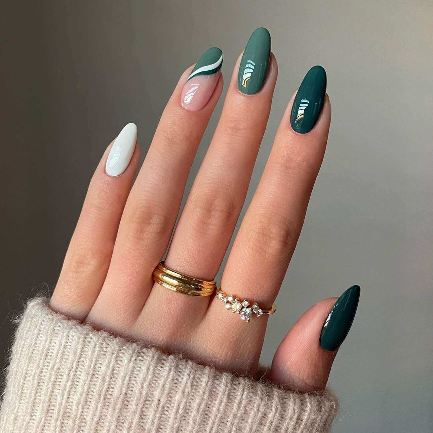 The Best Green Nails Trends and Ideas to Try - 7