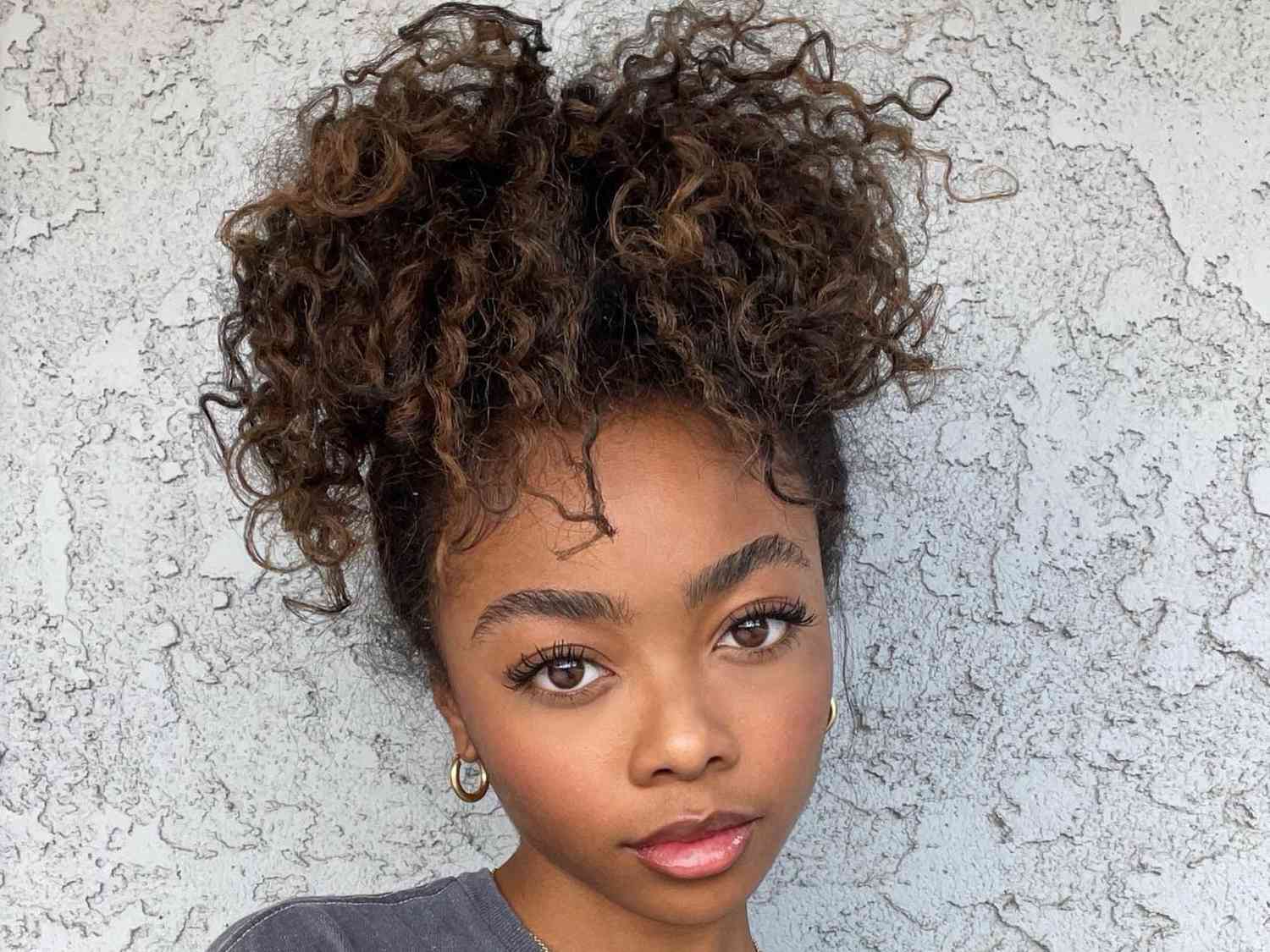 Curly Hairstyles: Embrace and Style Your Curls with Confidence - 2