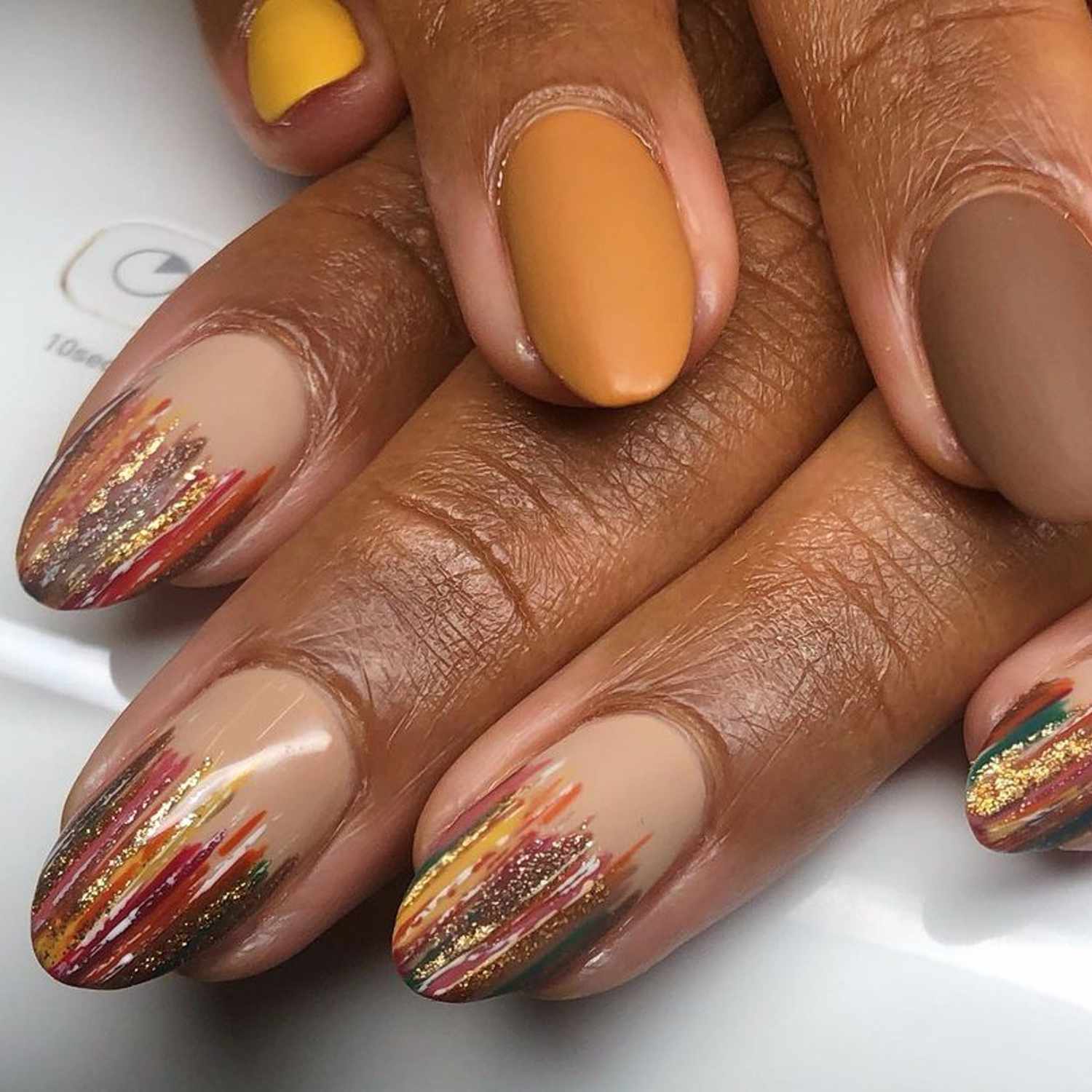 Autumn Nails: Trendy and Cozy Designs for the Fall Season - 6