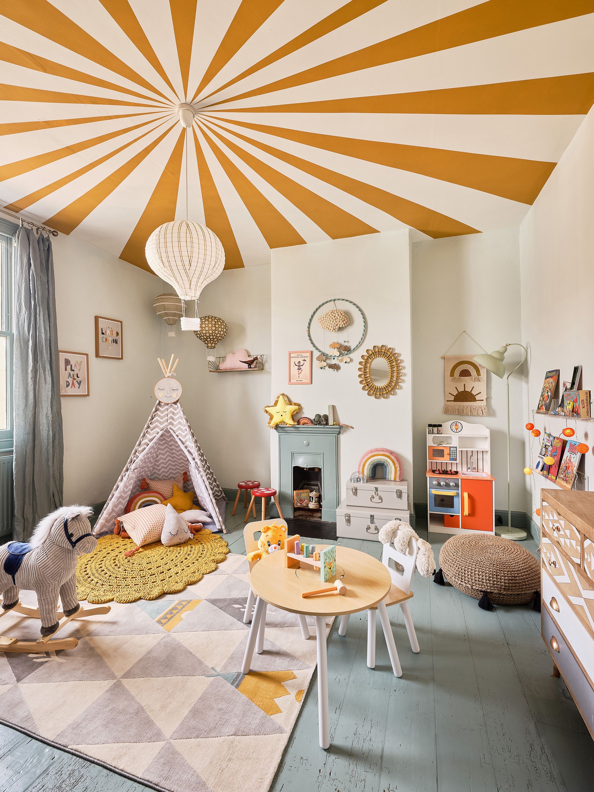 Playroom Ideas for Kids' Creativity and Fun - 8