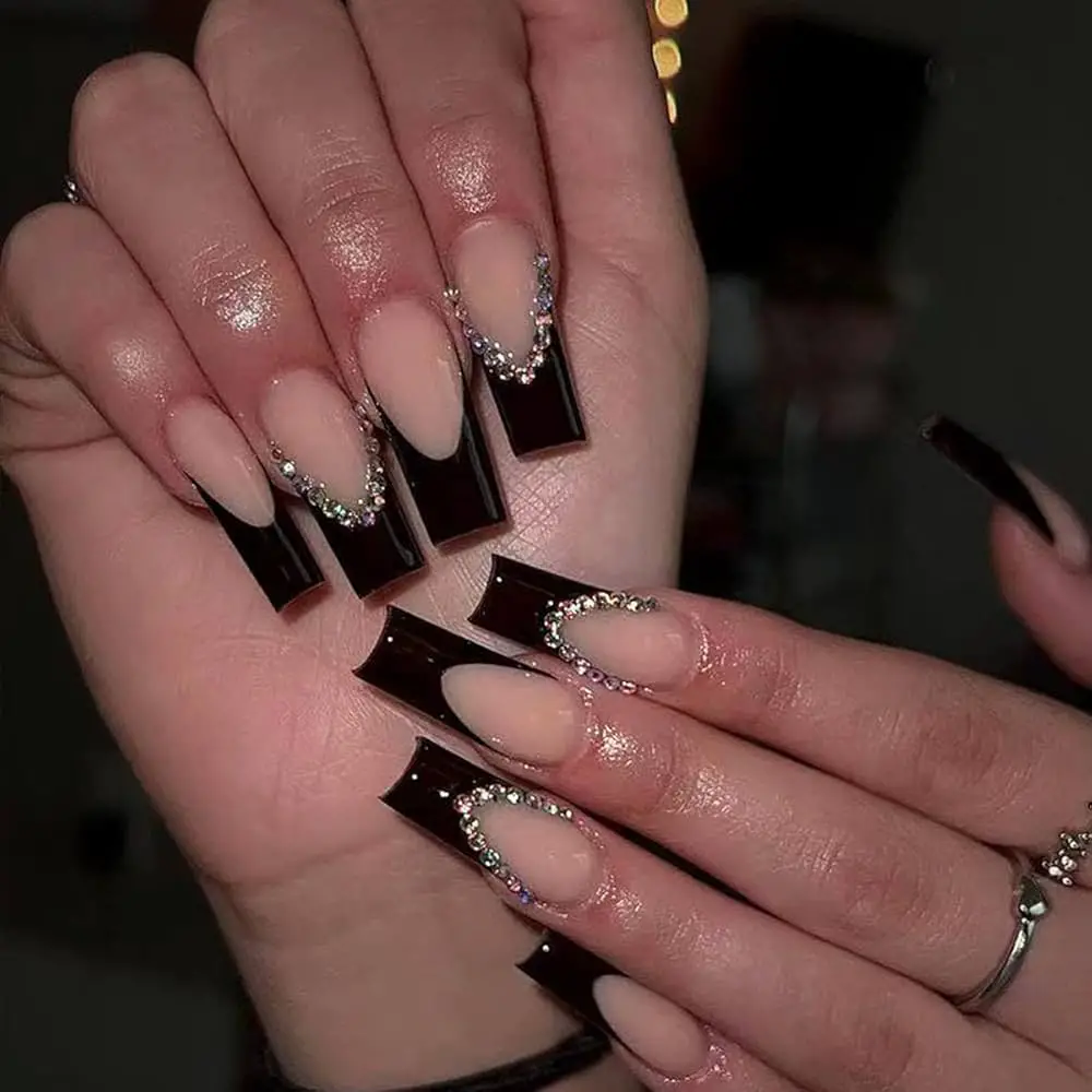 Stylish and Trendy Black French Tip Nails: A Timeless Classic with a Modern Twist - 7