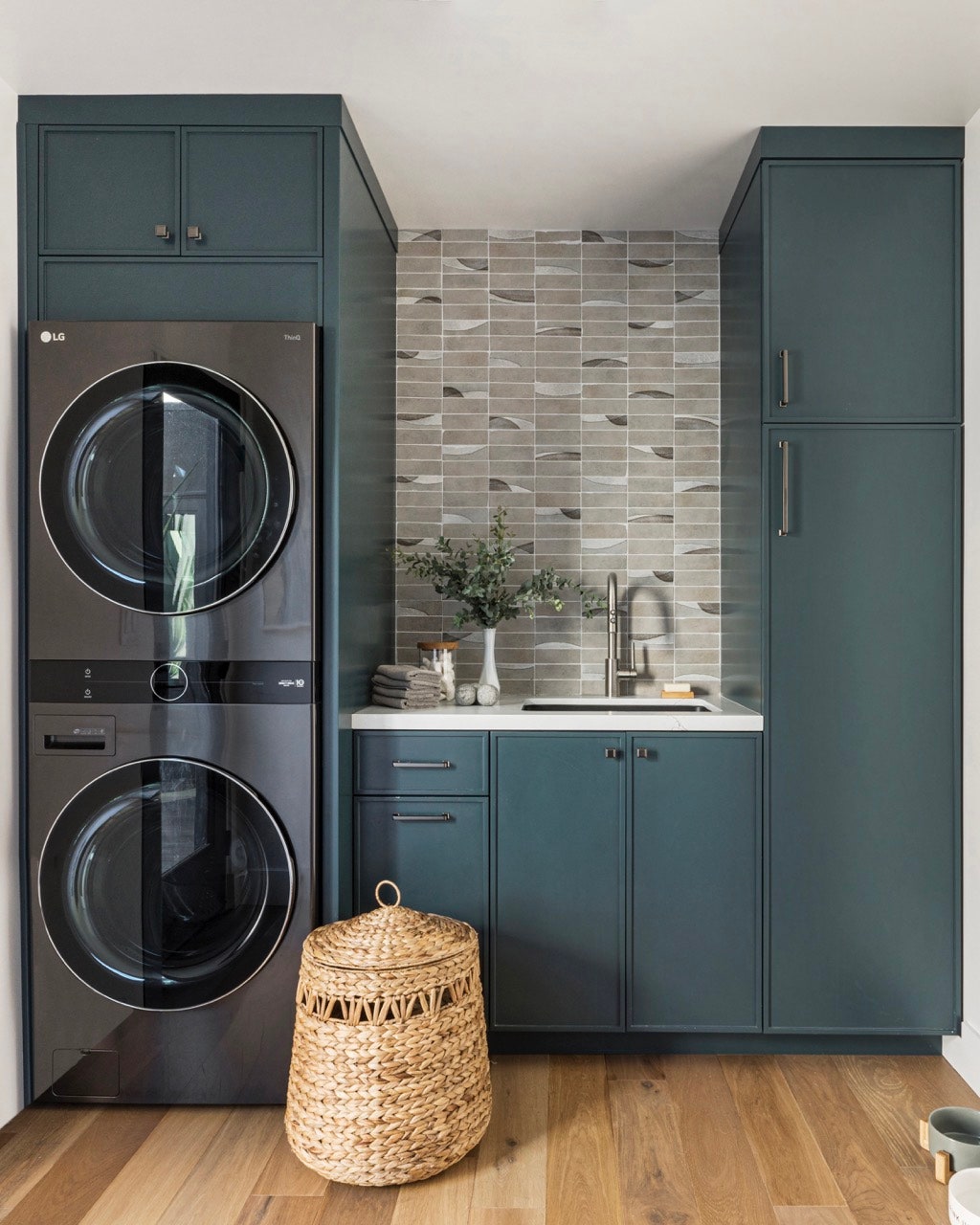 10 Creative Laundry Room Ideas for a Stylish and Functional Space - 7