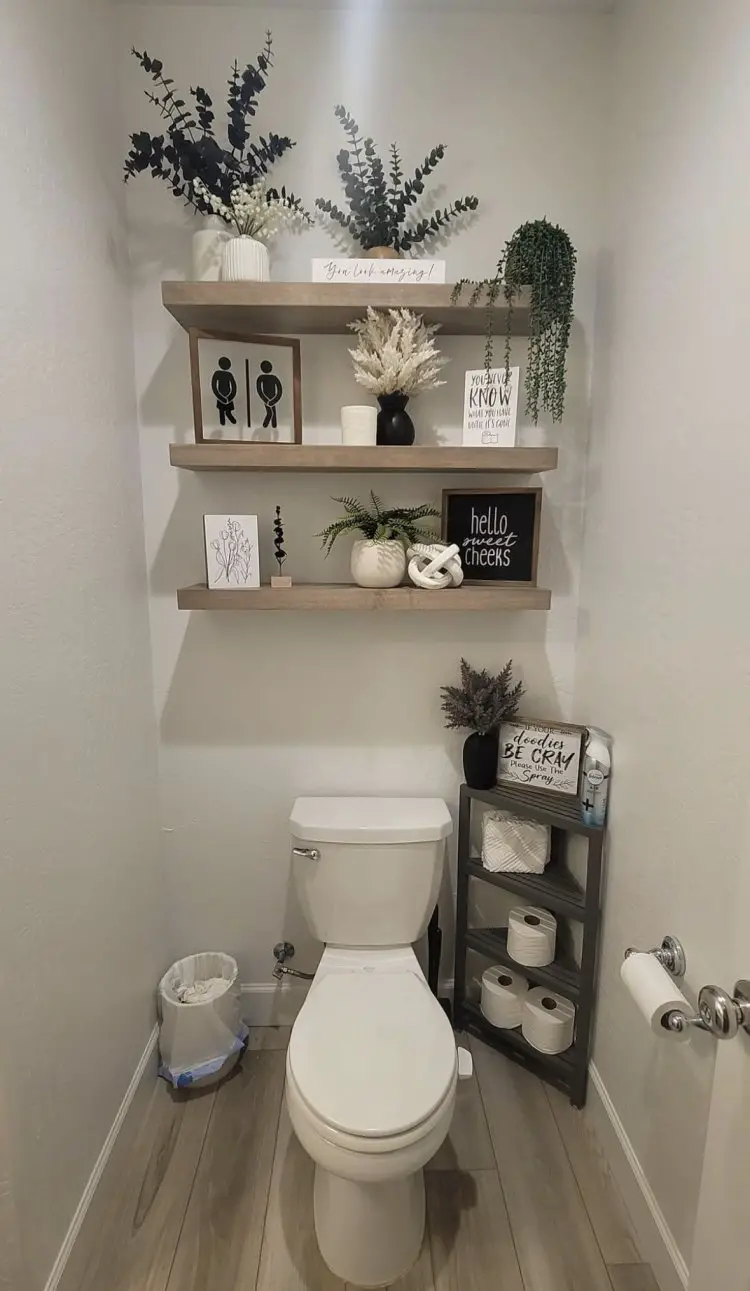 10 Genius Tiny Bathroom Decor Ideas For Your Makeover - 5