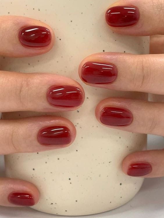 Elegant Short Classy Nails: Your Ultimate Guide to Timeless Style - 4