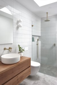 Embracing the Tranquility of a Scandinavian Bathroom